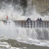 Od oluje u severnoj Evropi poginulo 14 ljudi 3