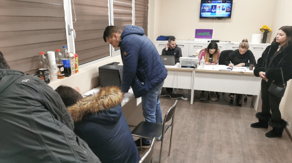 I Koalicija „Moramo” počela u Kragujevcu sa prikupljanjem potpisa za izbore 1