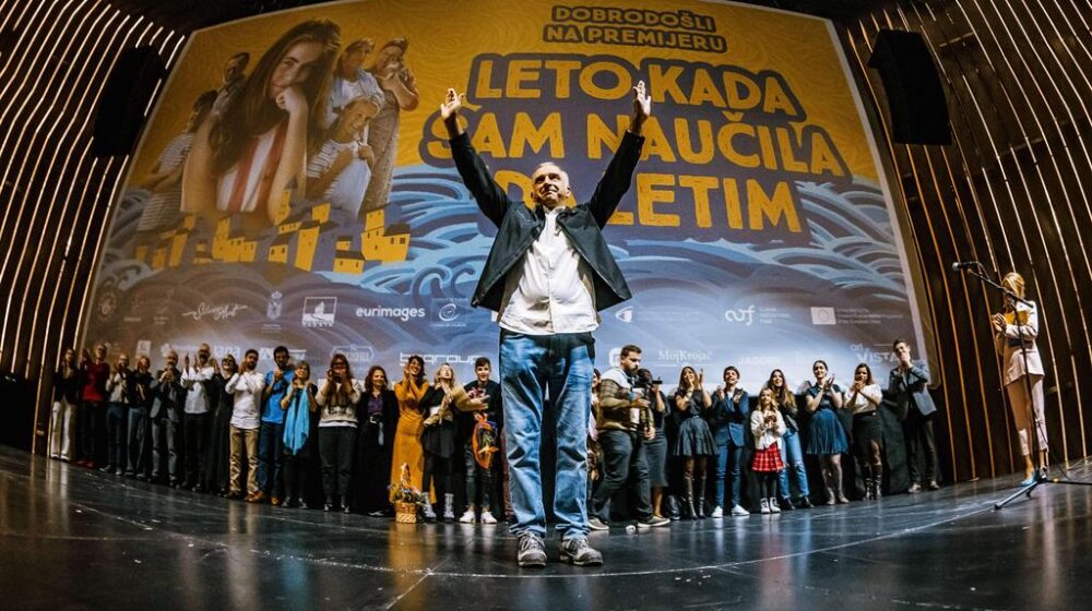 Ovacije na premijeri filma "Leto kada sam naučila da letim" Radivoja Raše Andrića 1