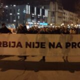 Šetnjom kroz centar grada završen protestni skup u Kragujevcu 6