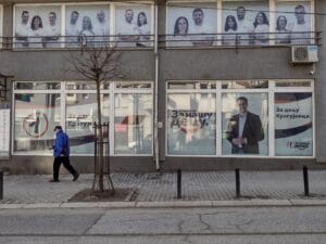 SPS u raljama SNS: Kakvi su odnosi socijalista i naprednjaka u Nišu, Majdanpeku, Subotici, Jagodini, Užicu, Zaječaru, Kragujevcu, Novom Sadu, Zrenjaninu,Vranju i Šapcu 13 SPS u raljama SNS: Kakvi su odnosi socijalista i naprednjaka u Nišu, Majdanpeku, Subotici, Jagodini, Užicu, Zaječaru, Kragujevcu, Novom Sadu, Zrenjaninu,Vranju i Šapcu 12