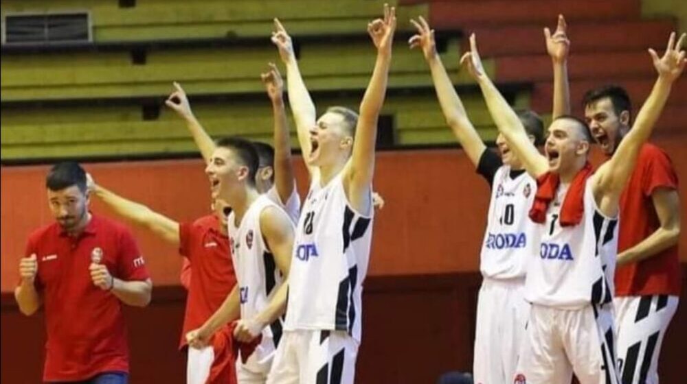 Deveta pobeda juniora Slobode 1