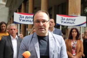 SPS u raljama SNS: Kakvi su odnosi socijalista i naprednjaka u Nišu, Majdanpeku, Subotici, Jagodini, Užicu, Zaječaru, Kragujevcu, Novom Sadu, Zrenjaninu,Vranju i Šapcu 7