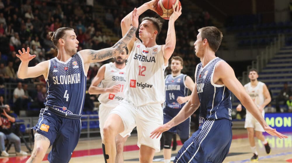Košarkaši Srbije pobedili Slovačku u kvalifikacijama za SP 1