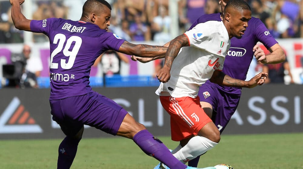 Daglas Kosta ide u LA Galaksi 1