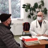 Dr Vladica Petrović je svoju malu ambulantu organizovao bolje nego velike gradske: Bolest i smrt se teže preživljavaju kad sve pacijente poznajete 1