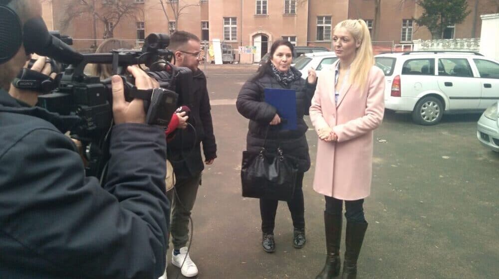 U prekršajnim predmetima protiv učesnika eko protesta u Nišu i podaci koja kola voze njihovi roditelji 1