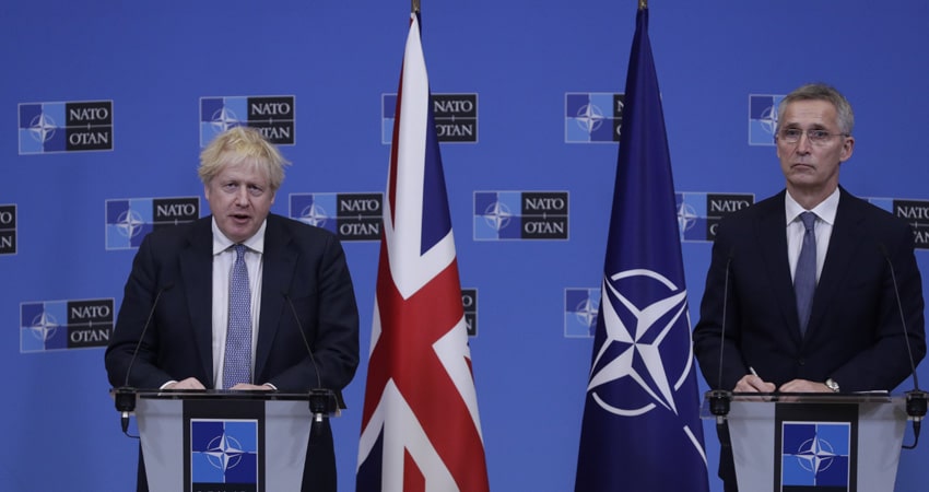 Stoltenberg i Džonson: Zabrinutost za bezbednost u Evropi zbog vojnog raspoređivanja Rusije 1