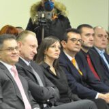 Vuk Jeremić najglasnije aplaudirao Ponoševom govoru