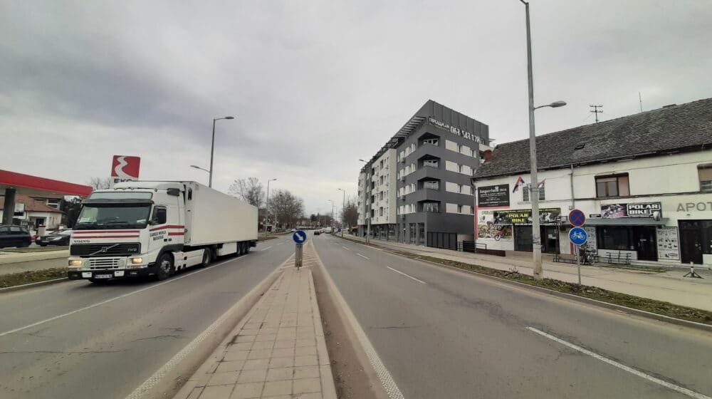 Kroz Zrenjanin tutnji blizu 100 kamiona na sat, teških preko sedam tona 1