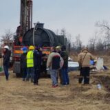 Bor: Na svom imanju zatekli radnike kako kopaju i buše zemlju bez dozvole 3