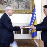 Ambasador Majkl Marfi predao akreditive predsedavajućem Predsedništva BiH 10