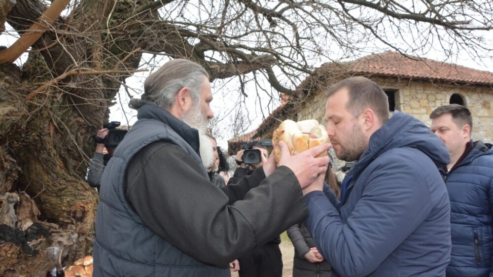 Negotin: Trifundan po tradiciji obeležen u Rajačkim pivnicama 2 Negotin: Trifundan po tradiciji obeležen u Rajačkim pivnicama 2