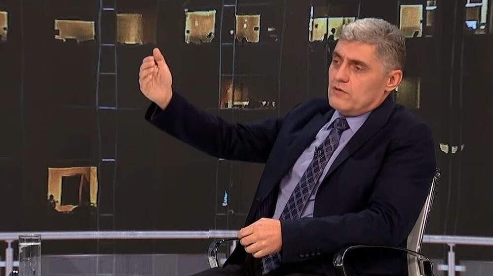 ''Od teologije do politike'': Miroljub Petrović najavio izlazak na izbore 1