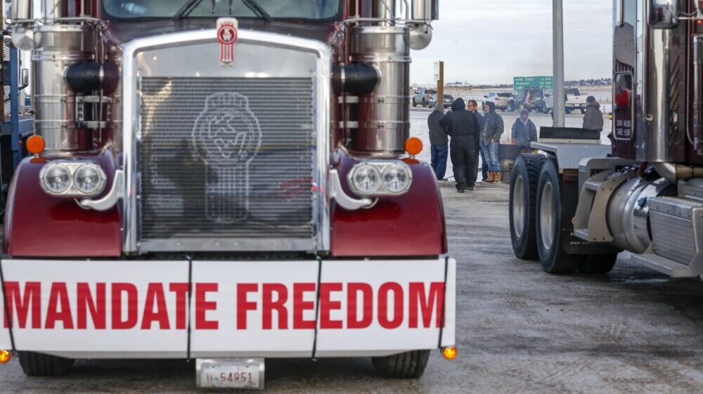 Policija Otave zaoštrila ton prema demonstracijama kamiondžija zbog antikovid mera   1