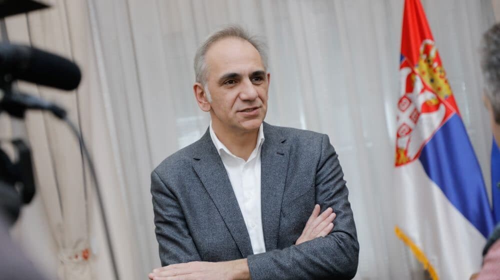 Kojčić: Uredbom o ograničenju cena naftnih derivata zaštićeni potrošači u Srbiji 1