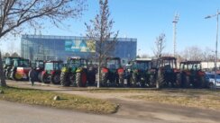 ratari protest hala Banatski ratari danas protestovali u Zrenjaninu zbog visokih cena đubriva, kažu biće manje hrane (FOTO) 3