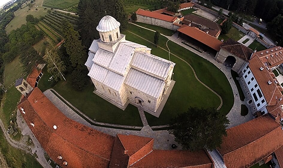 Ministarstvo kulture: Priština dodatno ugrožava manastir Visoke Dečane 1