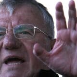 Dodiku za sada sigurna samo podrška Šešelja i HDZ-a 7