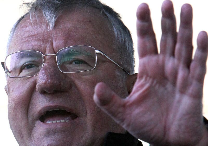 Dodiku za sada sigurna samo podrška Šešelja i HDZ-a 1