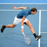 Umorni Medvedev "čuva" Đokovića 7