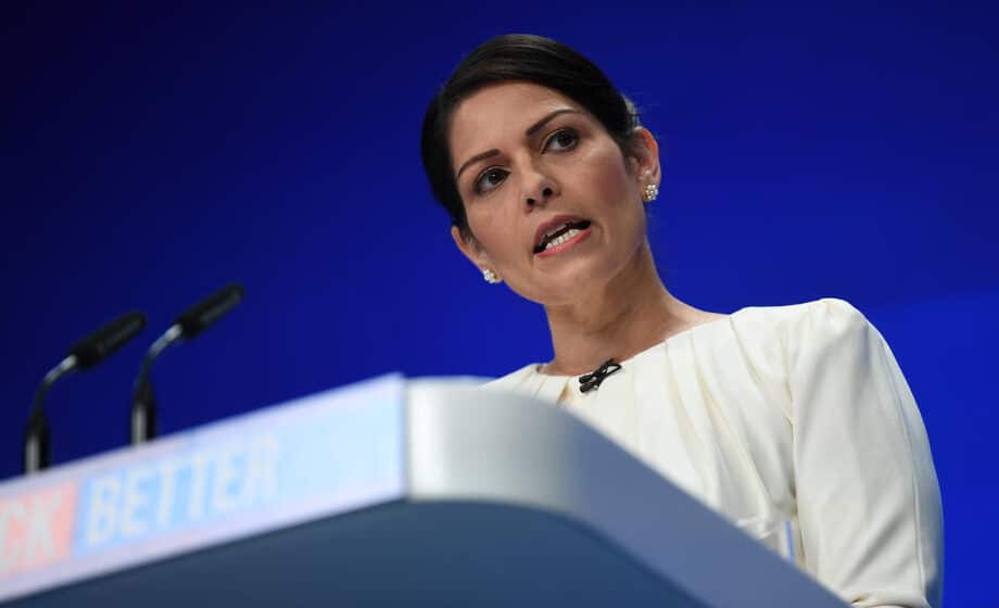 Velika Britanija ukida zlatne vize zbog straha od ruskog “prljavog novca” 1