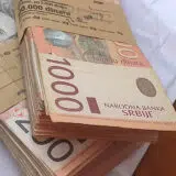 Prosečna neto zarada u Srbiji u februaru 70.605 dinara 4