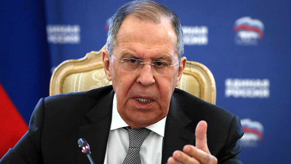 Moskva tvrdi da je Zapad objavio "totalni rat" Rusiji 1