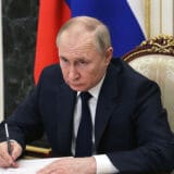 Putin odao počast brigadi koju je Ukrajina optužila za zločine u Buči 12