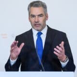 Nehamer: Austrija će ubeđivati pet članica EU da podrže dodeljivanje statusa kandidata Kosovu 8