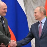 Lukašenko: Belorusija od Rusije kupila raketne sisteme S-400 i rakete Iskander 10