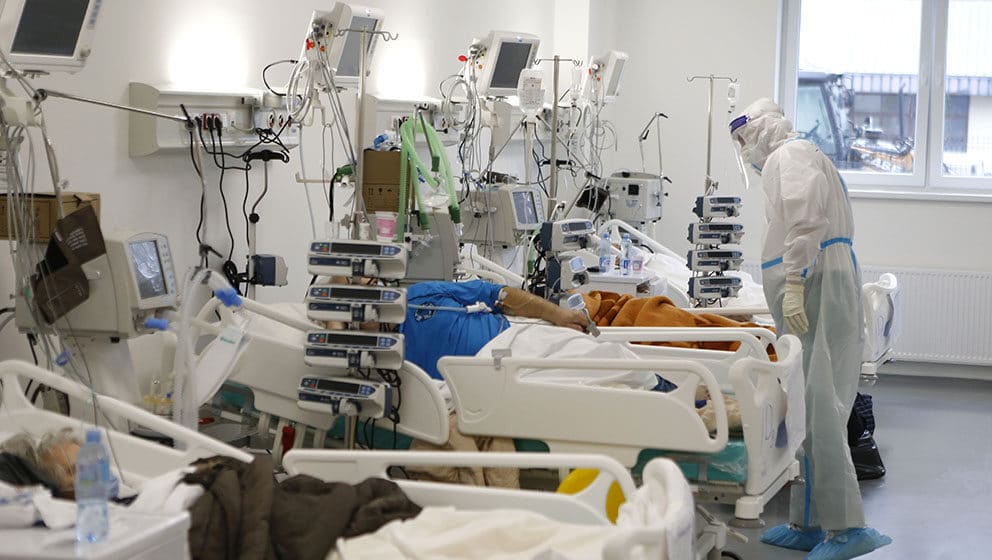 Od "korona je pobeđena" do "nije još gotovo": kontradiktorne izjave vlasti čine da sve postane moguće 1