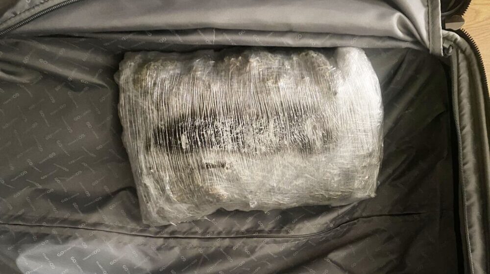 Novi Sad: Zaplenjeno 1,2 kilograma marihuane, uhapšen osumnjičeni 1