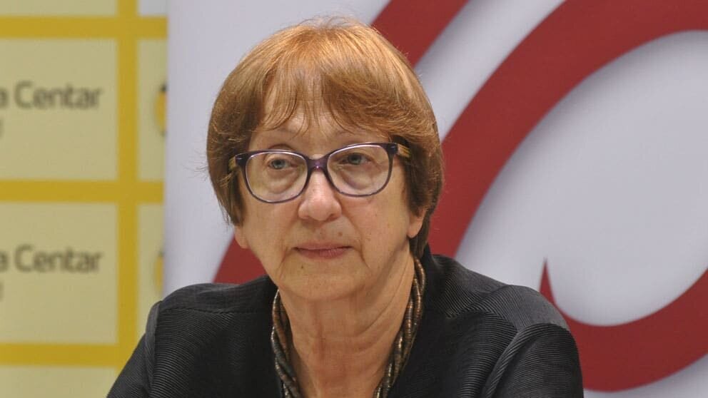 Prigodno je da Drakče sa pesmom "Ružo rumena" SNS isprati sa političke scene: Koliko Dragan Gagi Jovanović doprinosi uspešnosti protesta 3