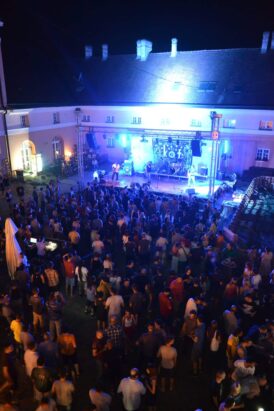 Kako je Kikinda ostala bez muzičkog festivala za omladinu – KOF-a 2