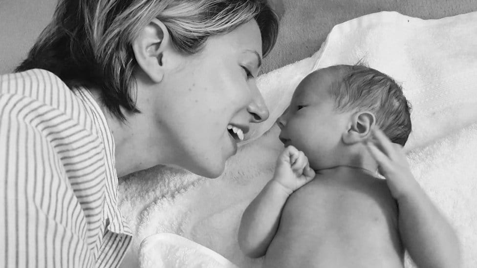 Žene i zdravlje: Kako me je trudnoća dovela do dijagnoze koja mi je promenila život 2 Helena with her baby