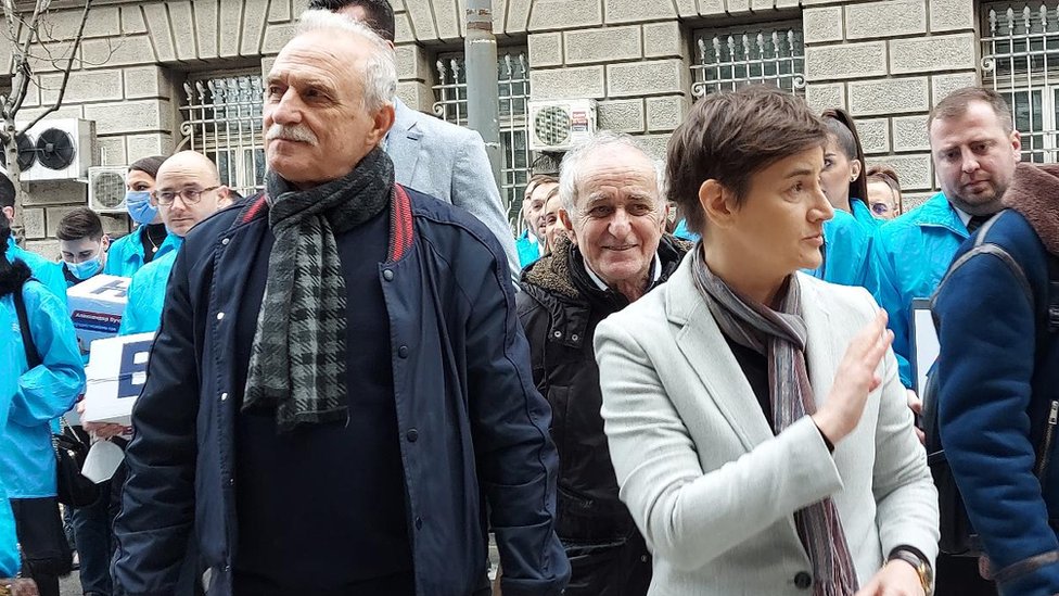 Izbori u Srbiji: Ko je sve na 16 lista za narodne poslanike 3 SNS lista