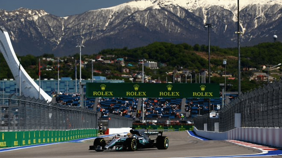 Ukrajina i Rusija: Kako sportski svet reaguje na rat u Ukrajini 4 A view from the 2017 Russian Grand Prix