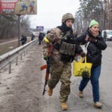 Rusija, Ukrajina i nacizam: Šta simbolizuje crno sunce koje nose neki ukrajinski vojnici 4
