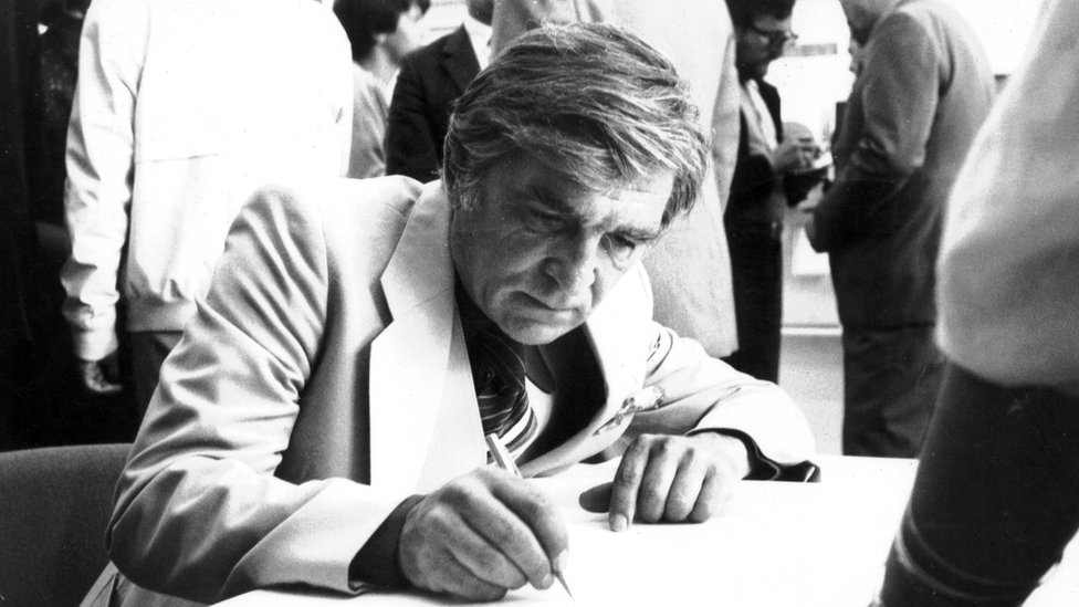 Miroslav Mika Antić