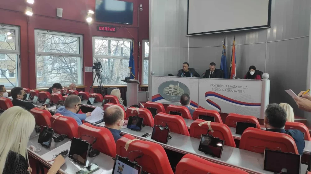 Skupština Grada Niša: "Bane komšija" i "politički patuljci" 1