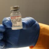 Fajzer: Tri doze vakcine protiv kovid-19 štite decu mlađu od pet godina 10