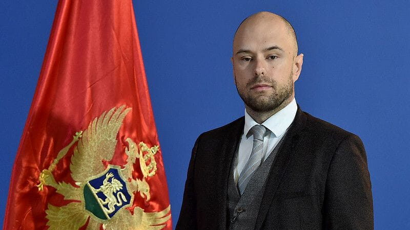 Srbima u Crnoj Gori nije zabranjeno glasanje - Crnogorski ministar Radulović reagovao na Vučićevu izjavu 1