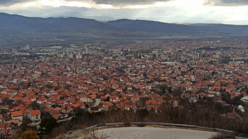 Vranje: Počelo podnošenje zahteva za subvencije za kupovinu kuće ili stana po osnovu rođenja deteta 1