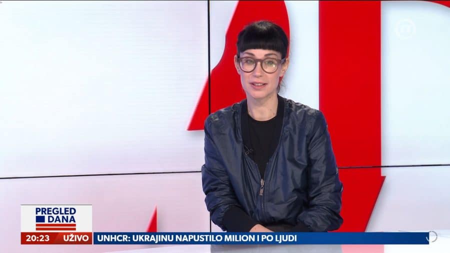 Konstrakta o pesmi "In Corpore Sano": I sa knjižicom moramo dosta novca da dajemo na preglede 1