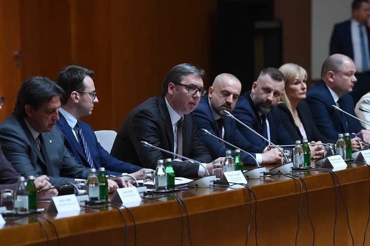 Vučić posle susreta sa Srbima sa Kosova razgovorao sa ambasadorima Kvinte o održavanju izbora na Kosovu 1