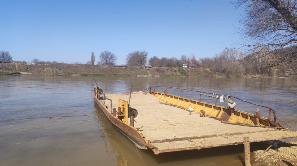 Muke poljoprivrednika: Skela zatvorena, a novac za most nestao 1