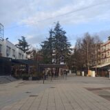 Krivična prijava zbog sumnje da je vezao psa za automobil i vukao ga po kolovozu 2