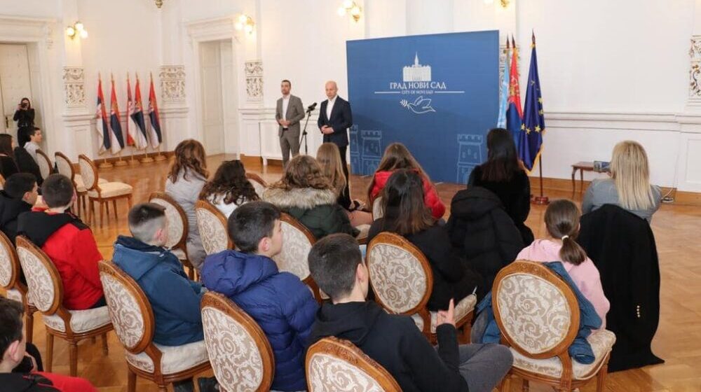 Mališani iz regiona u poseti Novom Sadu 1
