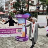 Osmomartovski karavan, žena i devojka iz civilnog sektora Vranje-Bujanovac 2